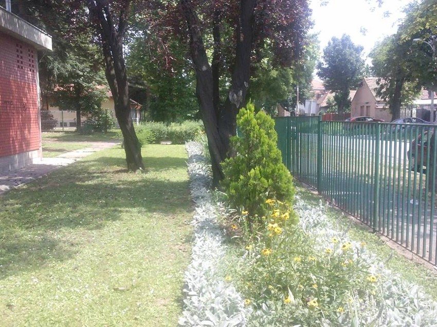 Deo dvorišta OŠ "Gornja Varoš"