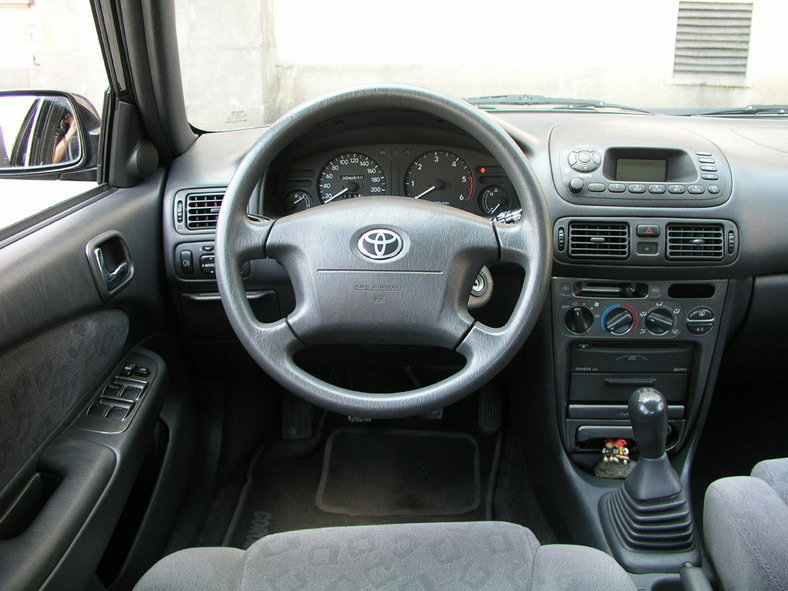 Toyota Corolla 2.0 d-4D: Długodystansowiec z Japonii