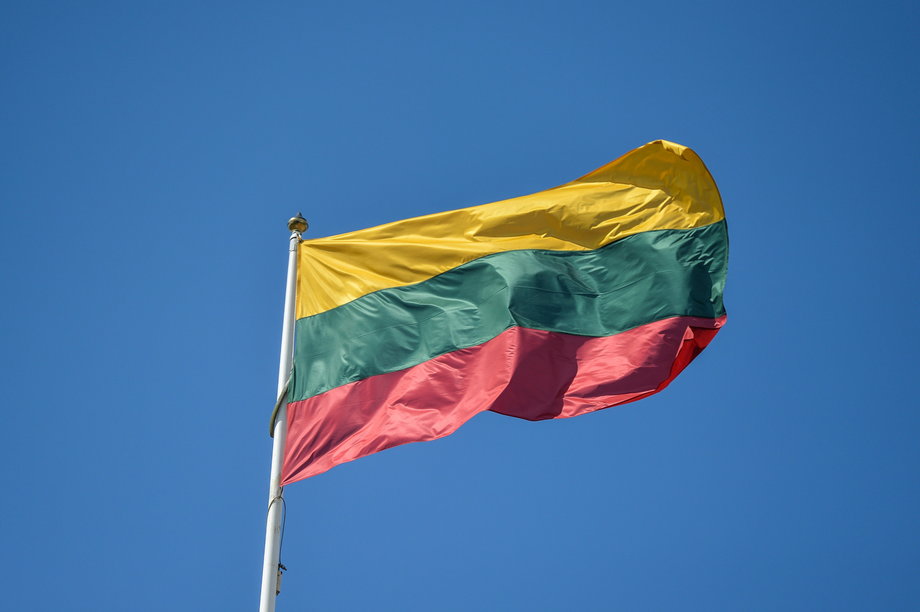 Litwa na walkę z koronawirusem przeznaczy 2 mld dolarów