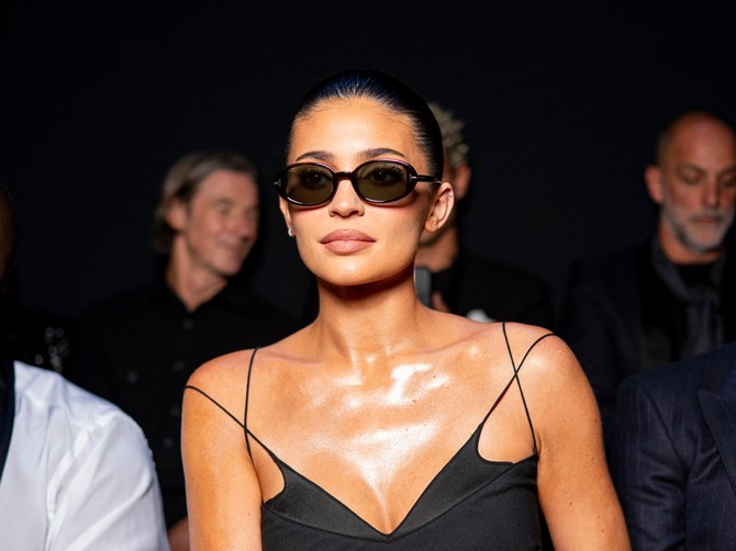 Kajli Džener na Tom Ford reviji na Pariskoj nedelji mode