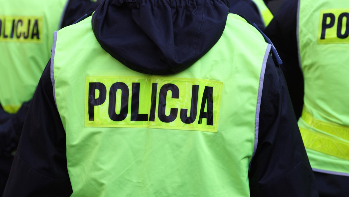 Nietypową sytuację opisała policja w Elblągu. Funkcjonariusze otrzymali zgłoszenie od 40-letniej kobiety. Okazuje się, że odwiedziny długo niewidzianych znajomych, mogą skończyć się bardzo nieprzyjemnie.