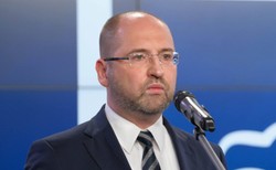 Bielan znów uderza w Gowina. Padło porównanie do Putina