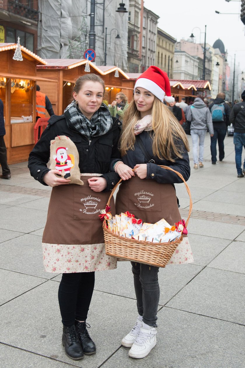 Ewelina Osumek (19 l.) i Sylwia Zimosz (22 l.)