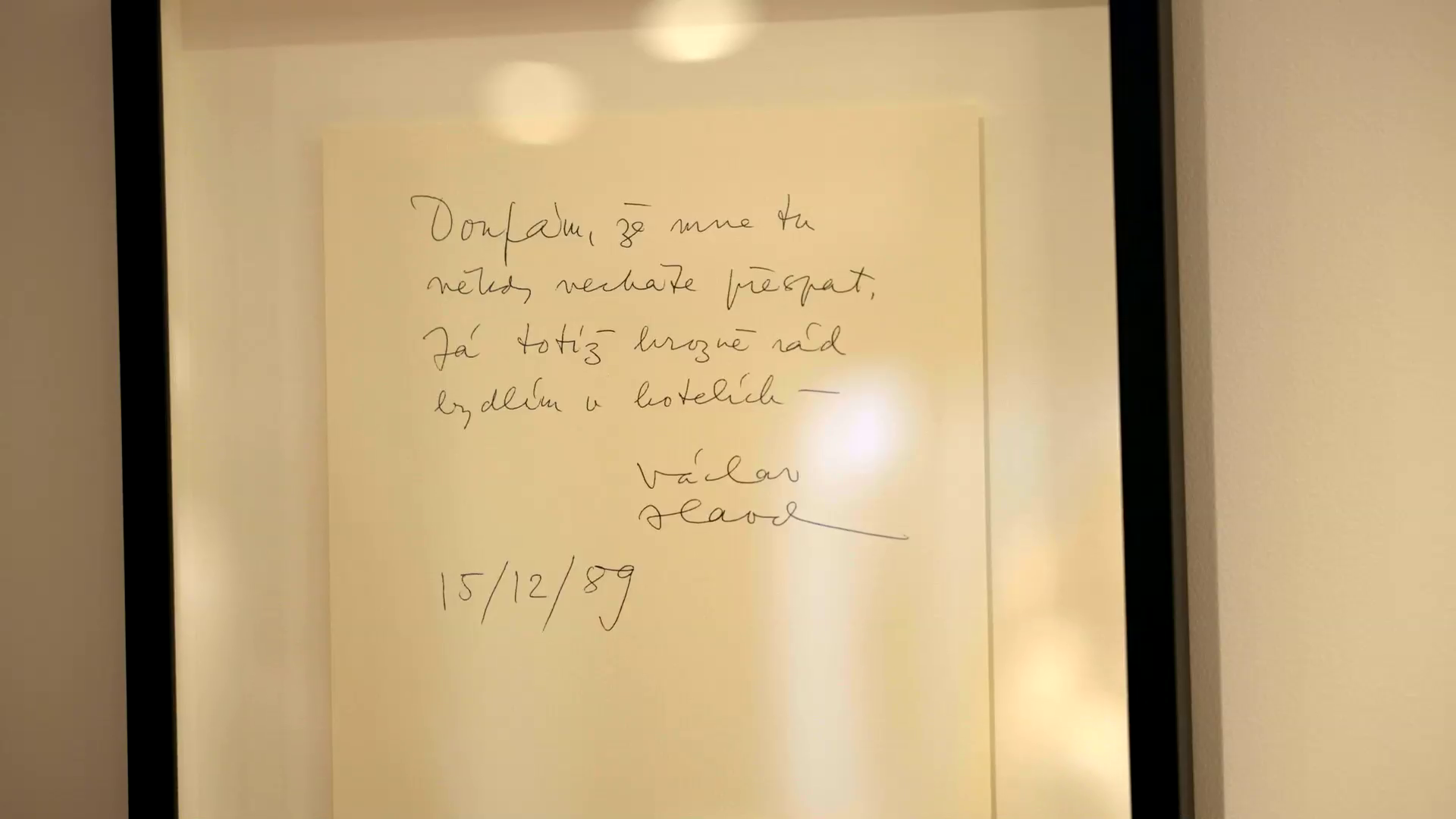 TV JOJ prinesie Exkluzív, ktorý bude mapovať miesta, kde v Prahe chvíľu býval Michael Jackson.