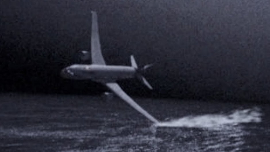 Fragment rekonstrukcji lotu, przedstawiający samolot na chwilę przed katastrofą