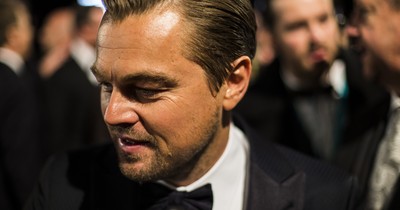 Igazi sztárparádé! Fotókon Leonardo DiCaprio fényűző 50. születésnapi partija