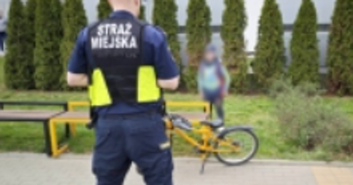 Ucieczka siedmiolatka na rowerze. Powiedział coś, co zbiło wszystkich z tropu