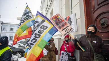 Kaja Godek przegrywa w sądzie. Chodzi o "tęczową" Matkę Boską