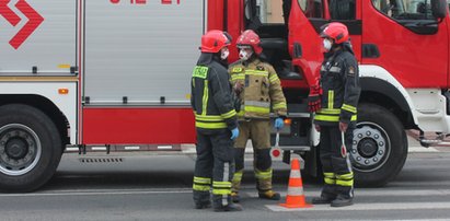 Strzelce Opolskie. Tir przepuścił kobietę na pasach. Gdy kierowca ruszył, doszło do tragedii. Wlókł seniora pod kołami kilkanaście metrów 