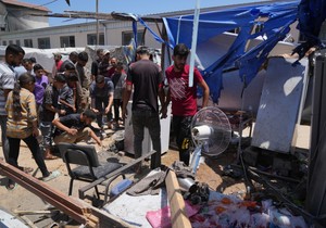 Pogođeno dvorište bolnice Al Aksa u Gazi 30. juna