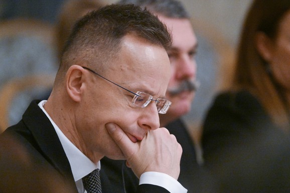 PETER SIJARTO TEŠKO BOLESTAN Imao tri operacije: "Za to niko ne bi želeo da čuje"