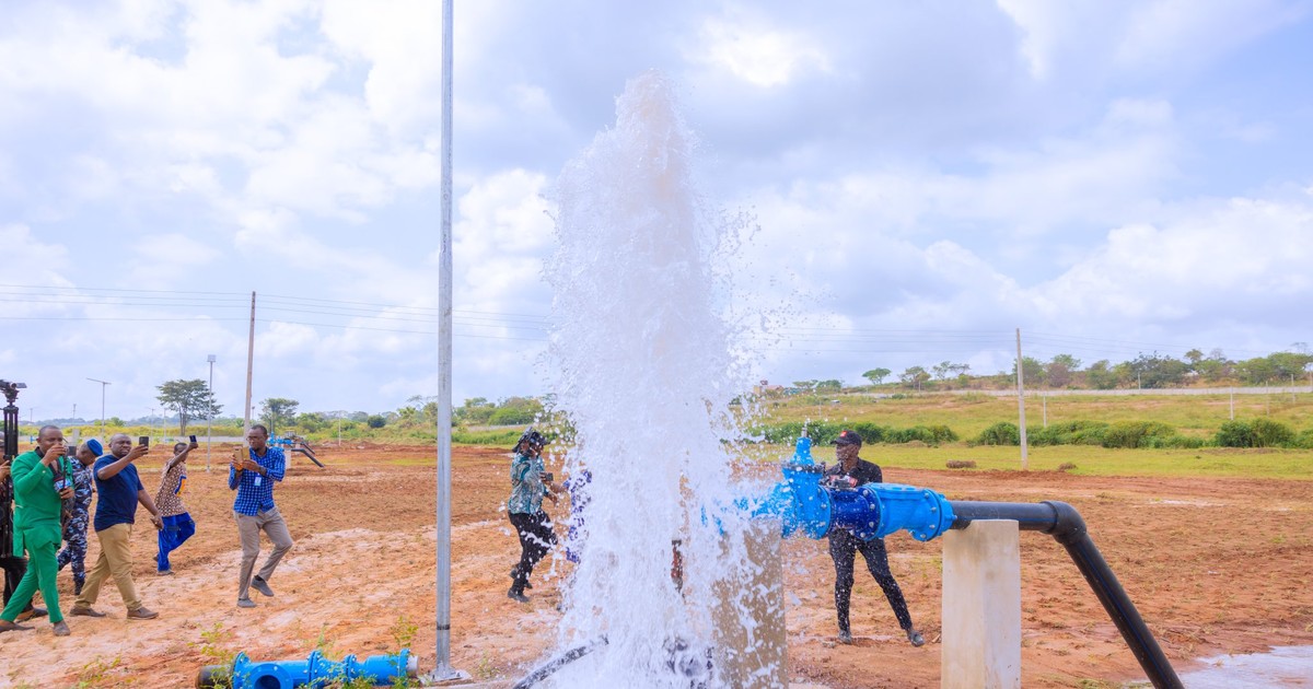 Gov Mbah inaugurates 120m litres per day water scheme in Enugu - Vimarsana News