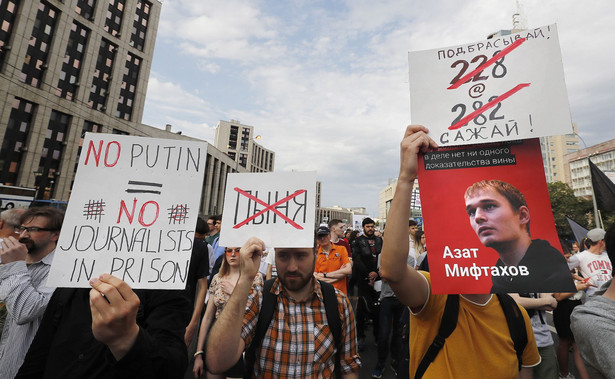 Protesty w Moskwie i Petersburgu. Policja zatrzymała kilku demonstrujących