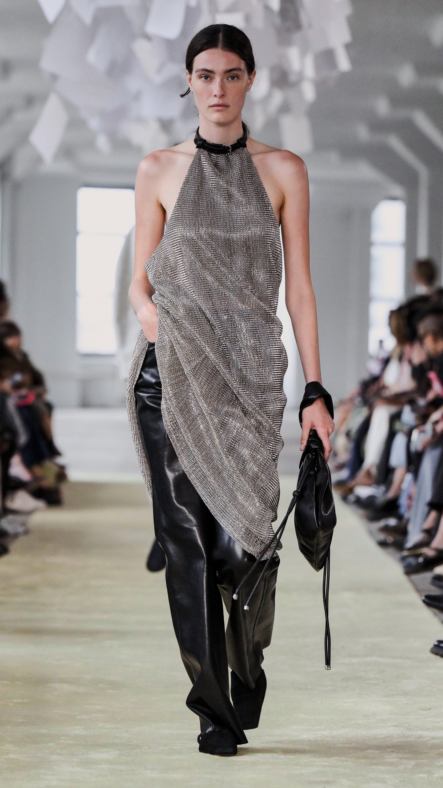 Nanushka 2025 tavasz-nyár, New York Fashion Week