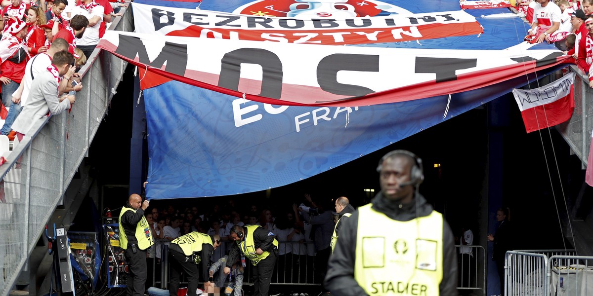 Dramat polskiego kibica na Saint-Denis FOTO