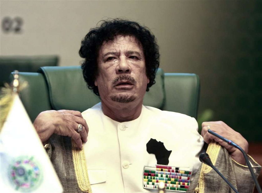 Tak złapali Kaddafiego. Krył się jak pies! Zginął w samotności