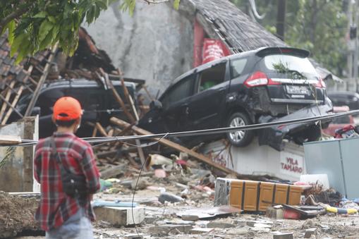 Tsunami w Indonezji