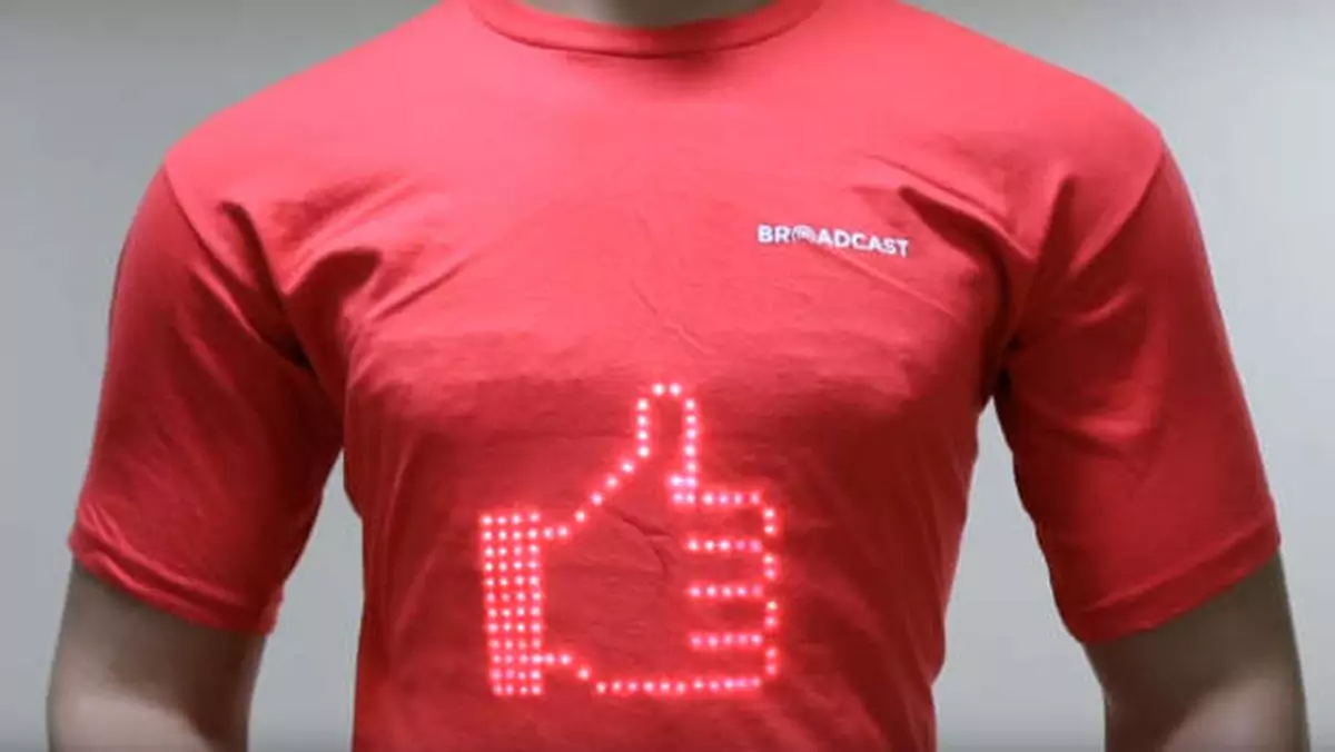 Broadcast - t-shirt inteligentny wyświetlający przeróżne wzory