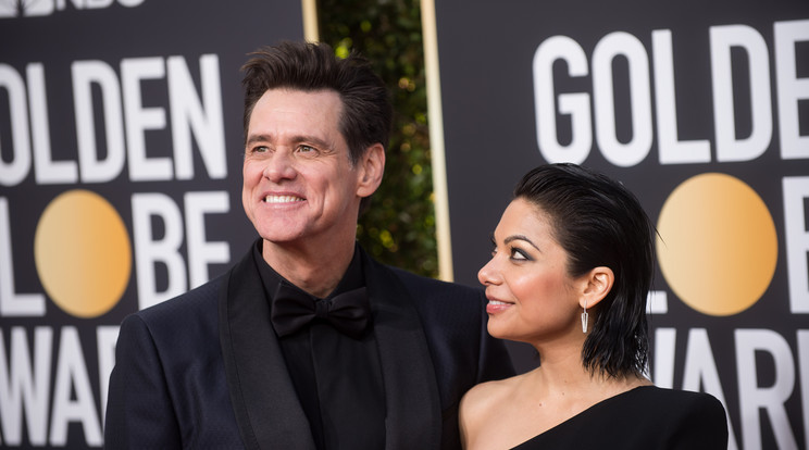 Jim Carrey Ginger Gonzaga kíséretében jelent meg az eseményen / Foto: Northfoto