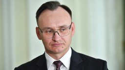 Mikołaj Pawlak pomagał kupić Pegasusa