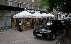 Sekstaśma córki biznesmena i byłego działacza PO. Nagrali ich kelnerzy