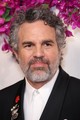 Mark Ruffalo a 2024-es Oscar-gála vörös szőnyegén.