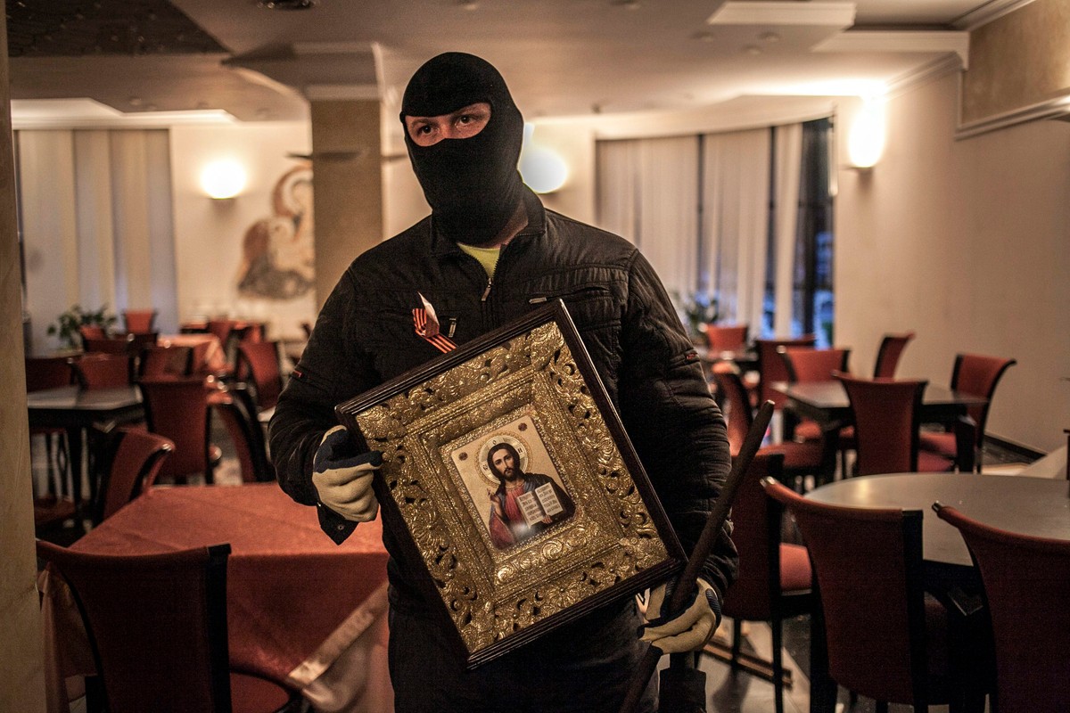 Ukraina: prorosyjski separatysta w Doniecku