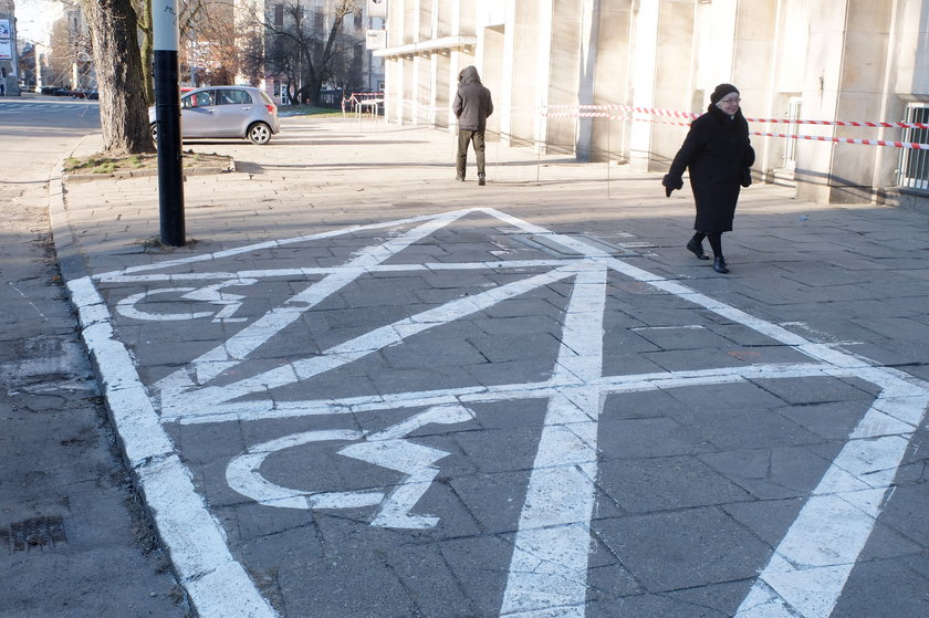 Więcej miejsc parkingowych dla niepełnosprawnych 