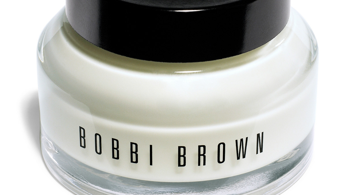 Bobbi Brown prezentuje Hydrating Eye Cream. Przesuszona podczas lata skóra potrzebuje zdecydowanej pielęgnacji w okresie zimowym, aby odzyskać świetlistość i gładkość. Marka Bobbi Brown stworzyła niepowtarzalne formuły pielęgnacyjne, które przywrócą zmęczonej skórze stan idealnego nawilżenia i pozwolą uchronić ją przed procesami starzenia.