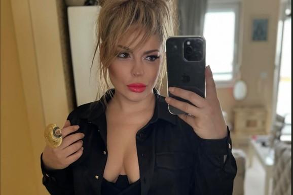 PEVAČICA NAKON UDAJE PROMENILA IME UMESTO PREZIMENA Pozvala zvanice na venčanje pa priznala: "Ovo je samo žurka, matičar i crkva će biti drugi dan"