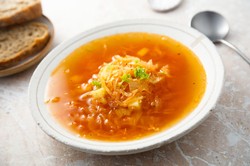 Najlepsza zupa na listopadowe chłody. Rozgrzewa, syci i świetnie wpływa na linię