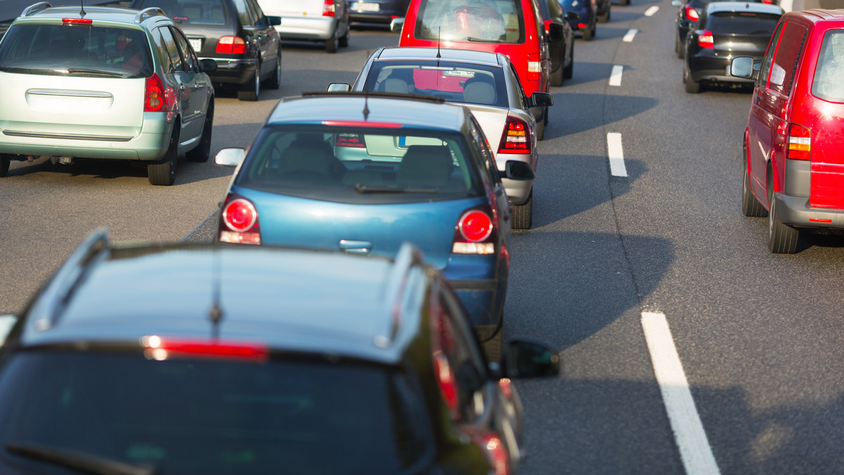 W piątkowe popołudnie zarorkowana została obwodnica Krakowa. Jak informuje policja autostradowa, tłoczno jest przy węźle "Południe", czyli przy zjeździe na Zakopane i w okolicach węzła Łagiewnickiego.