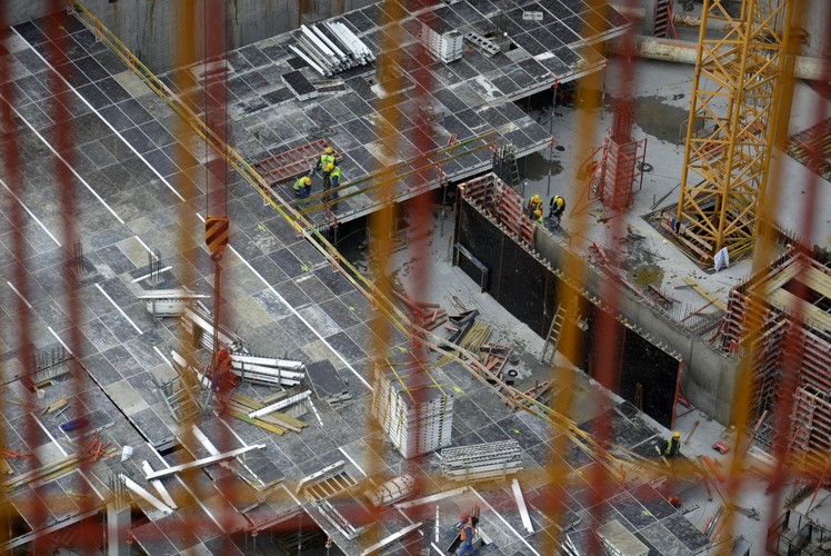 Ghelamco zapewnia, że wszystkie prace konstrukcyjne idą zgodnie z harmonogramem, a budowa dotychczasowych budynków przebiega w tempie jednej kondygnacji tygodniowo. Takie tempo ma zostać utrzymane na dalszych etapach prac.
