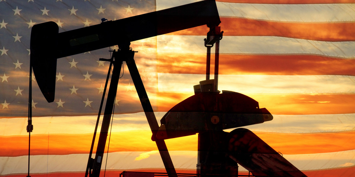 W środę, 17 października, ropa naftowa w USA staniała o 3 proc.