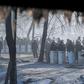 Milicjanci w Kijowie fot. ROMAN PILIPEY/PAP/EPA.