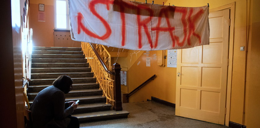 Strajk nauczycieli coraz bardziej realny? „Rząd złamał porozumienie”