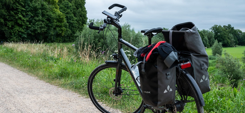 Te rowery podczas jazdy odciążają plecy i ramiona. To dzięki trekkingowej geometrii