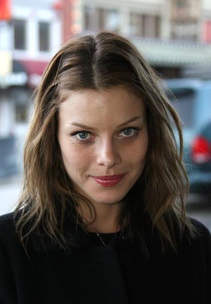 Lauren German: ma prawie 32 lata, a wygląda na niespełna "dwudziestkę"