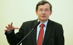 Prof. Godzic: Nie lubię obrażać ludzi, więc zaryzykuję, że Ziemiec jest kukiełką