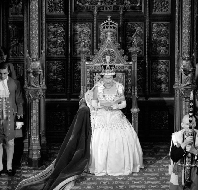 Vintidž haljina kraljice Elizabete koju je princeza Beatris nosila na svom venčanju