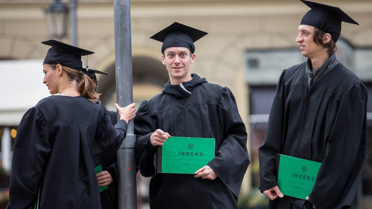 studia, studentka, studenci, nauka, absolwenci