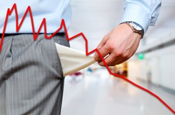 Kwaśniak: Banki mają ograniczone pole do obciążania klientów kosztami podatku