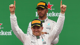 A nyári lazítás után két F1-es futamgyőzelemmel nyitott Rosberg