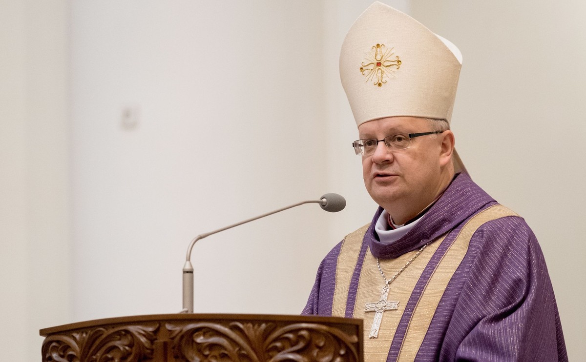 Biskup opolski Andrzej Czaja