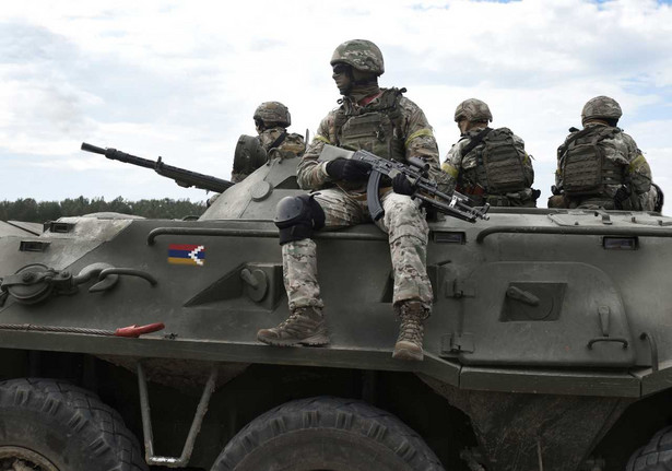 Rosyjskie wojska rozmieszczone przy granicy z Azerbejdżanem