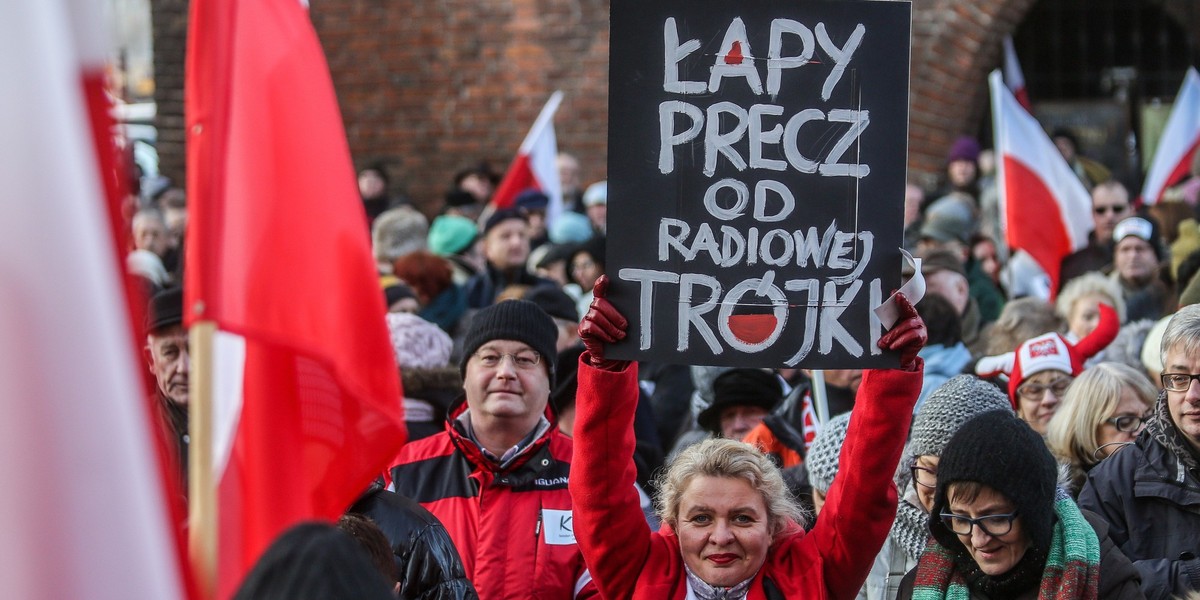 Przeciwko zmianom w Trójce protestowali też słuchacze stacji