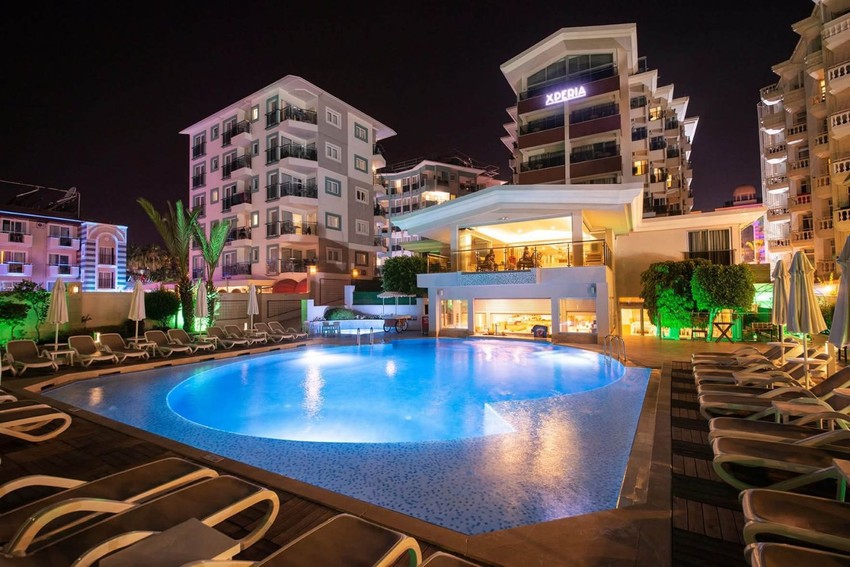 Xperia Saray Beach