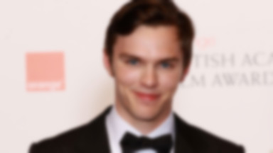 "Warm Bodies": Nicolas Hoult jako zombie