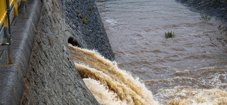 11 stacji hydrologicznych z rekordem opadów. Alarmujące dane IMGW