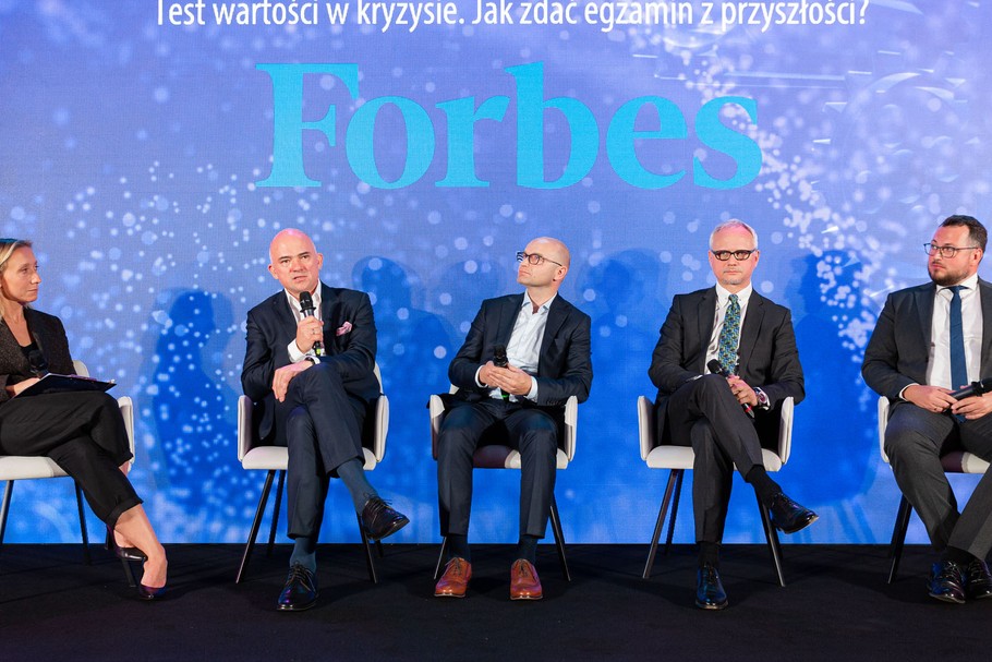 Od lewej: Katarzyna Dębek – zastępca redaktora naczelnego Forbes Polska, Andrzej Gliński – członek zarządu Banku Millennium, Krzysztof Szwaja – Associate Partner KPMG Polska, Wojciech Rembikowski – wiceprezes Impel S.A., dr Rafał Trzeciakowski – radca prawny, Kancelaria Radców Prawych Grabowski i Wspólnicy